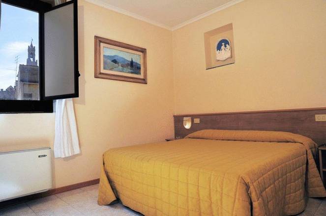Albergo Firenze, Florence