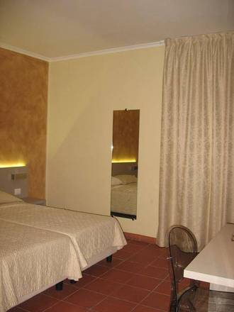 Albergo Firenze, Florence