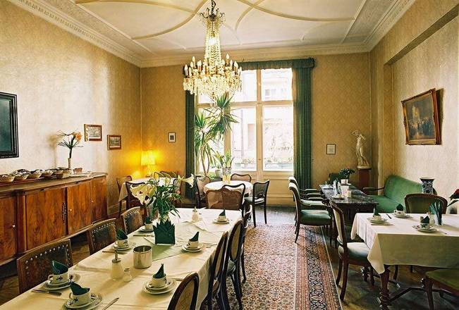 Pension Funk, Berlin