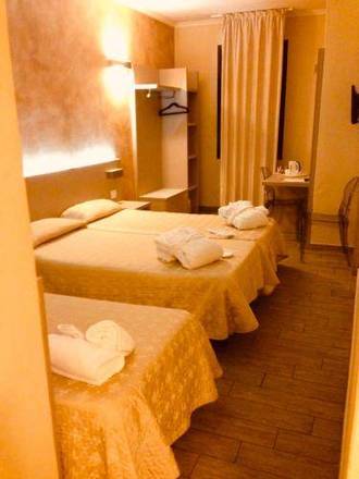 Albergo Firenze, Florence